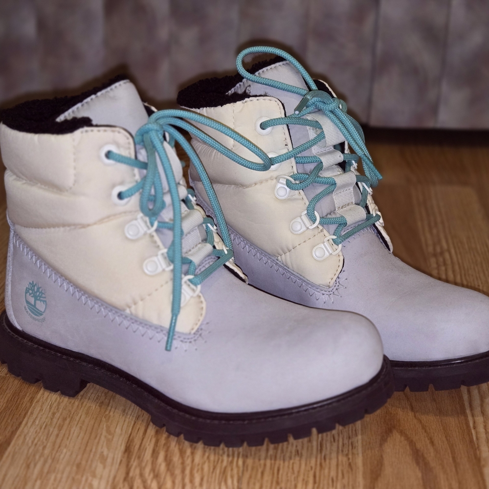 Timberland Cream and Blue Combat Boots with Chunky Sole